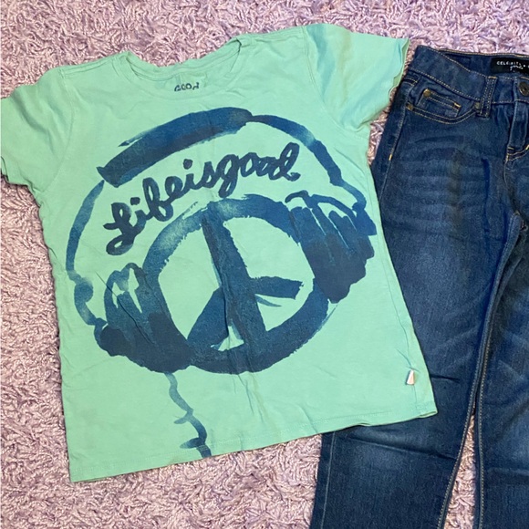 Life is Good headphones tshirt size M 7/8 - Picture 2 of 11